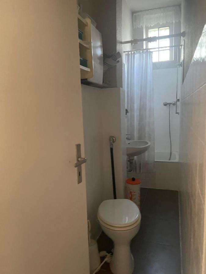 1 Schlafenzimmer 1 Whonzimmer Waschmaschine Trockner Maximum 4Personen Rheinhausen Center Appartement 1705 Duisburgo Esterno foto